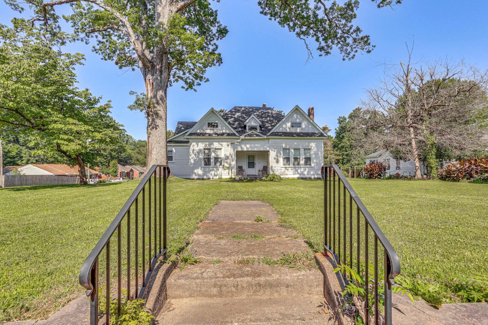 Historic Highland-Game Room & King Beds Entire Home Τζάκσον Εξωτερικό φωτογραφία